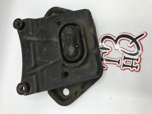 NOS gearbox mount front (automatic)
