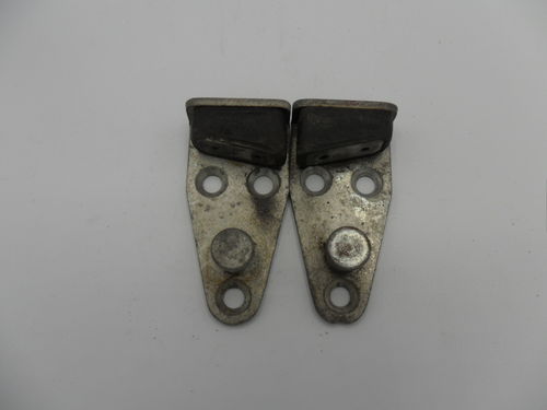 Striker plate for door lock pair -66, used condition
