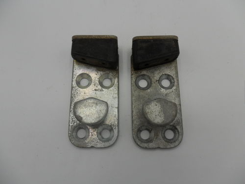 Striker plate for door lock pair 67-71, used condition