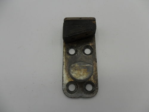 Striker plate for door lock lhs 67-71, used condition