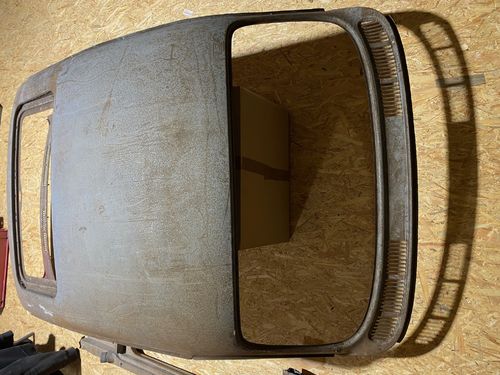NOS outer roof with sunroof section -7/65