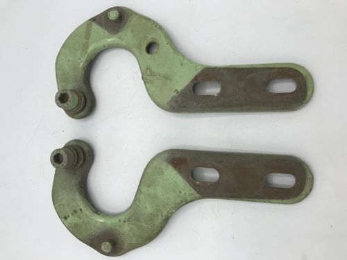 Early notchback rear hinges