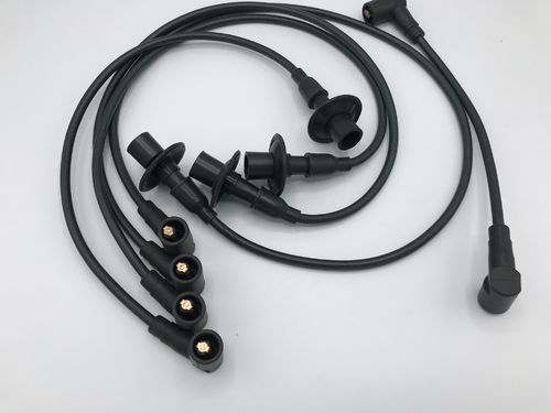 Premium ignition cable set w. angled connectors