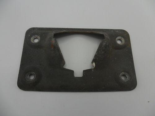 Cover for squareback tailgate lock, used condition