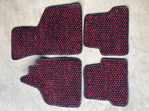 Coco mats black/red